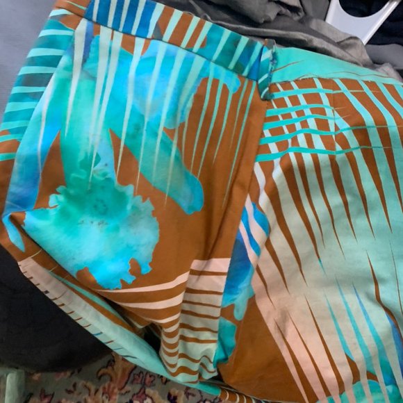 Versus Versace HOT Pants with Flare - Picture 4 of 13